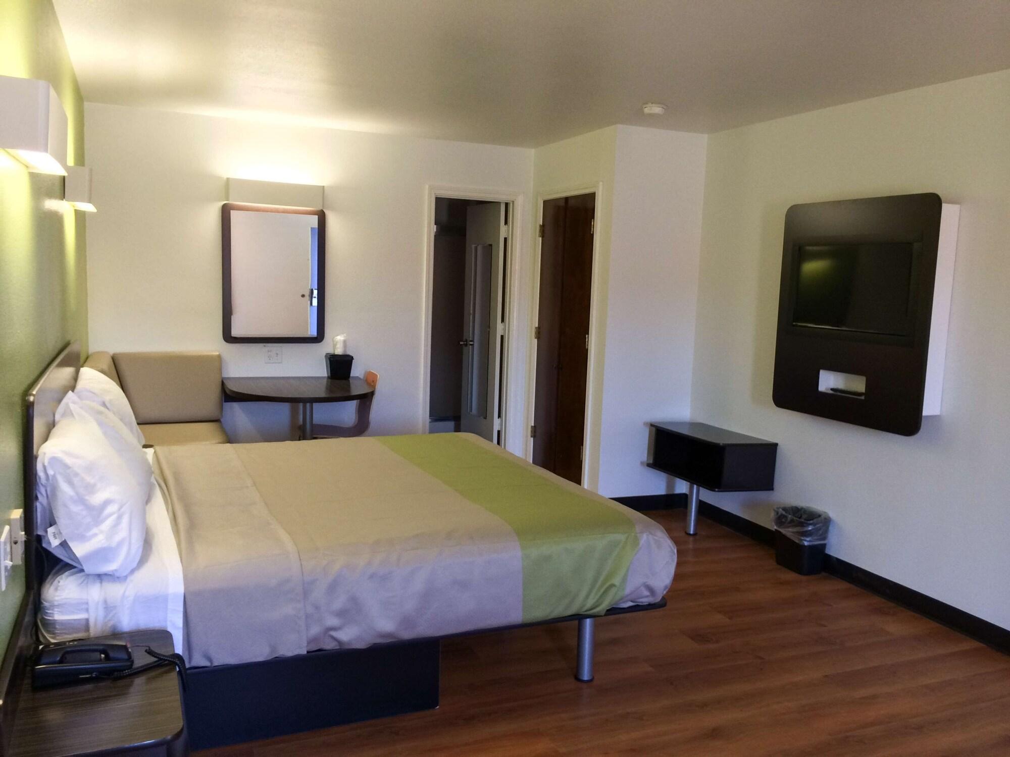Motel 6-Longview, Tx - North Zewnętrze zdjęcie